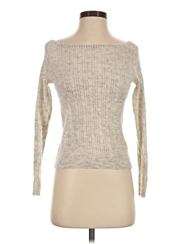Brandy Melville Pullover Sweater (view 1)