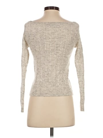 Brandy Melville Pullover Sweater (view 2)