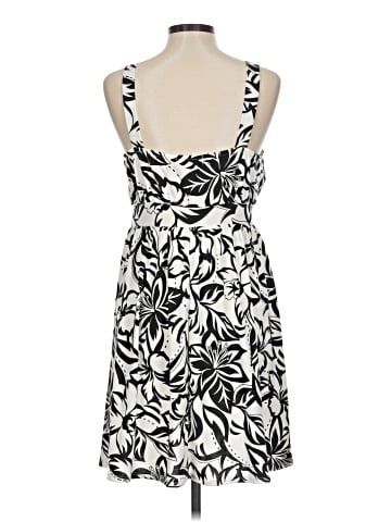 Harlow & Rose Casual Dress (view 2)