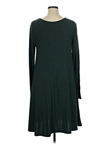 Old Navy Casual Dress (view 2)