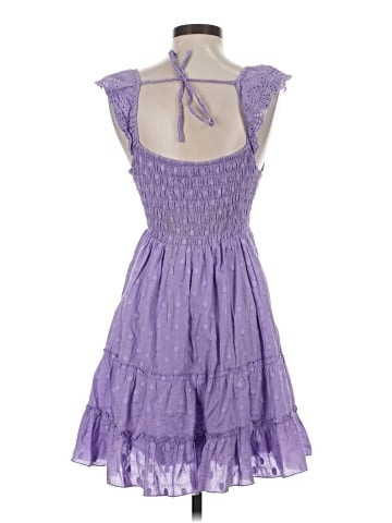 Urban Outfitters Casual Dress (view 2)