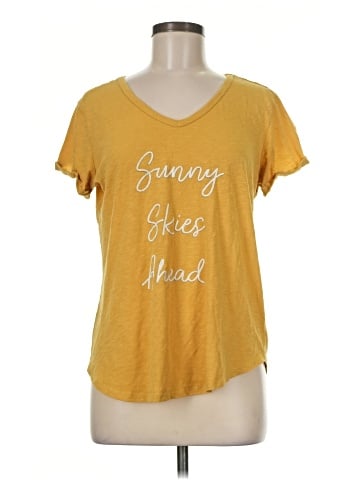 Maurices Short Sleeve T-Shirt (view 1)