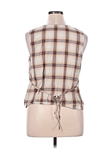 Old Navy Sleeveless Blouse (view 2)