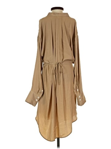 Banana Republic Casual Dress (view 2)