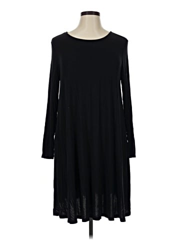 Old Navy Casual Dress (view 1)