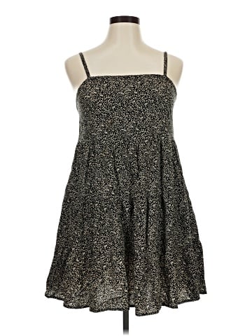 Old Navy Casual Dress (view 1)