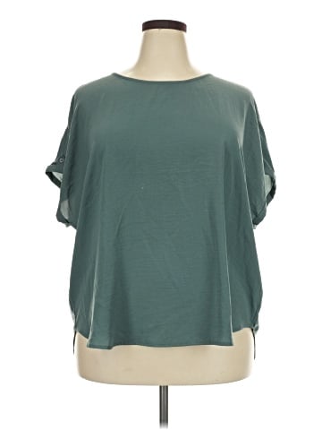 Maurices 3/4 Sleeve T-Shirt (view 1)