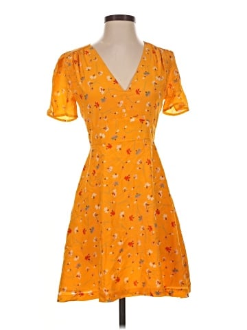 Madewell Silk Belladonna Dress in Painted Carnations (view 1)