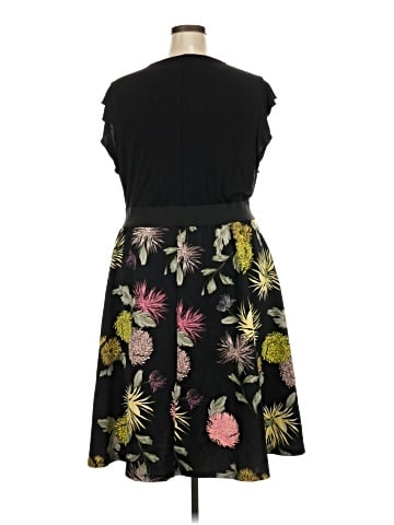 CAPSULE Cocktail Dress (view 2)