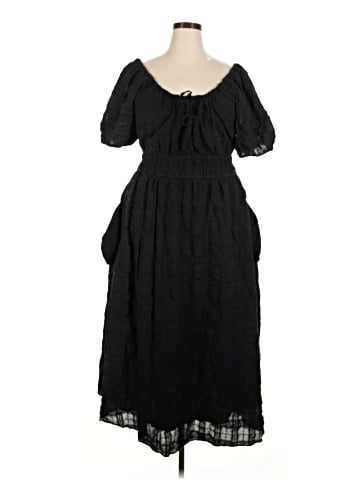 Madewell Plus Sophia Midi Dress in Seersucker Check (view 1)