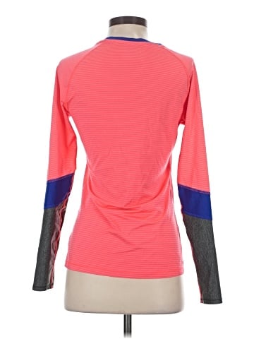 Under Armour Long Sleeve T-Shirt (view 2)