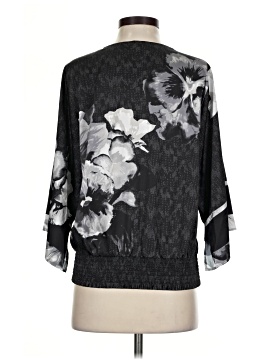 White House Black Market 3/4 Sleeve T-Shirt (view 2)