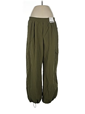 Old Navy Cargo Pants (view 1)