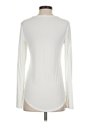 Old Navy Long Sleeve T-Shirt (view 2)