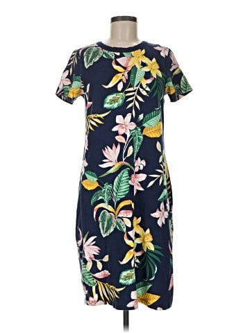 Old Navy Casual Dress (view 1)
