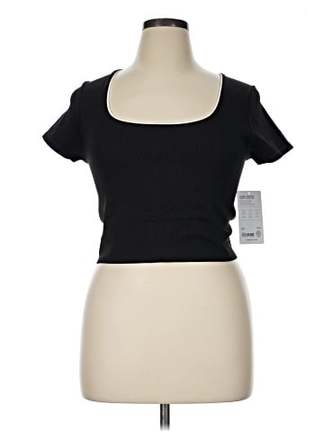 Athleta Short Sleeve T-Shirt (view 1)