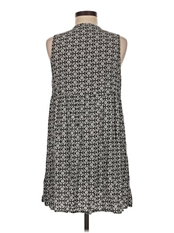 Old Navy Casual Dress (view 2)