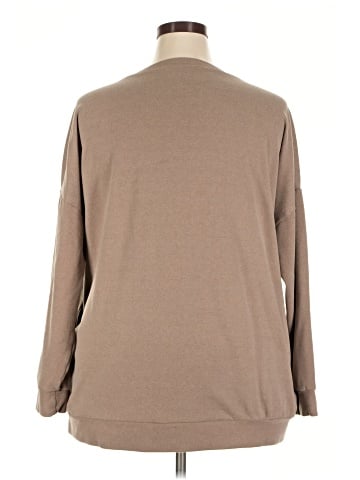 Unbranded 3/4 Sleeve T-Shirt (view 2)