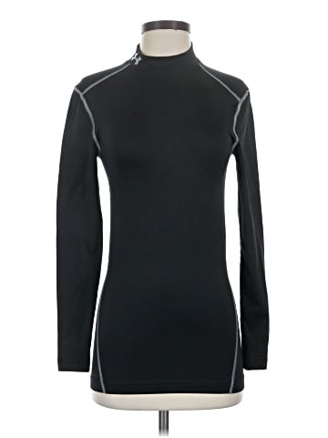 Under Armour Long Sleeve T-Shirt (view 1)
