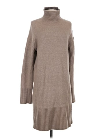 Everlane Turtleneck Sweater (view 1)