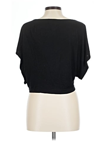 Body Central Short Sleeve Top (view 2)