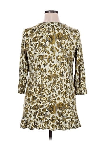 LOGO by Lori Goldstein 3/4 Sleeve Blouse (view 2)