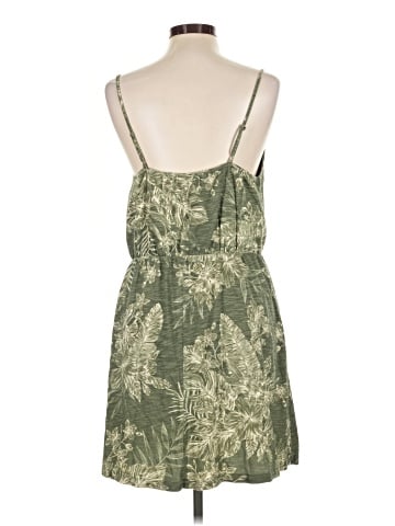 Old Navy Casual Dress (view 2)