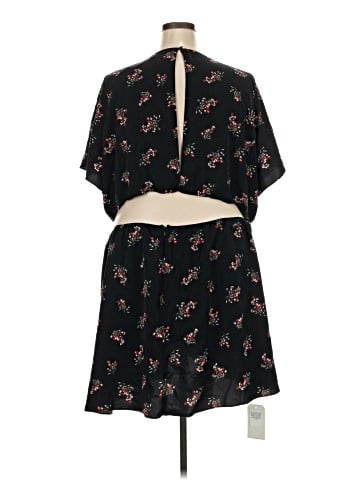 Abercrombie & Fitch Casual Dress (view 2)