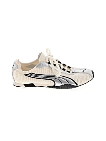 Puma Sneakers (view 1)