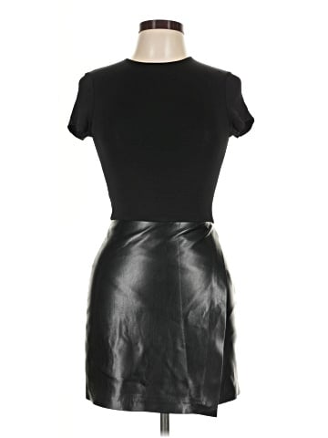 Alice + Olivia Casual Dress (view 1)