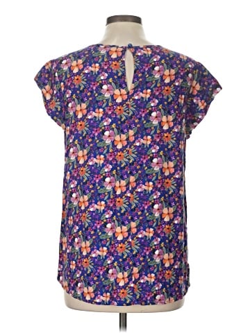 Ava Christine Short Sleeve T-Shirt (view 2)