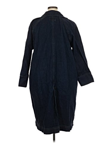 Old Navy Casual Dress (view 2)