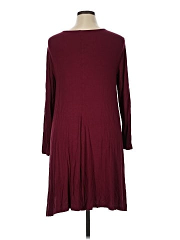 Old Navy Casual Dress (view 2)
