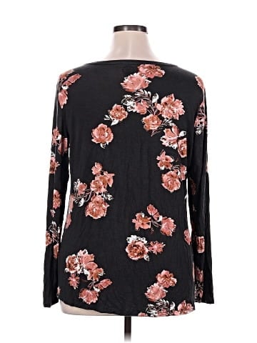 24/7 Maurices 3/4 Sleeve T-Shirt (view 2)