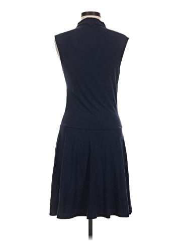 Old Navy Casual Dress (view 2)