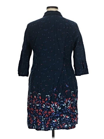 Old Navy Casual Dress (view 2)