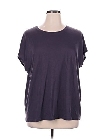 Victoria Sport Short Sleeve T-Shirt (view 1)