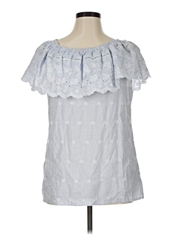 Romeo & Juliet Couture Short Sleeve Blouse (view 1)