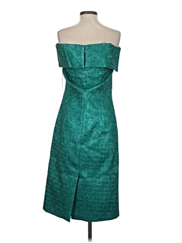 Teri Jon by Rickie Freeman Cocktail Dress (view 2)