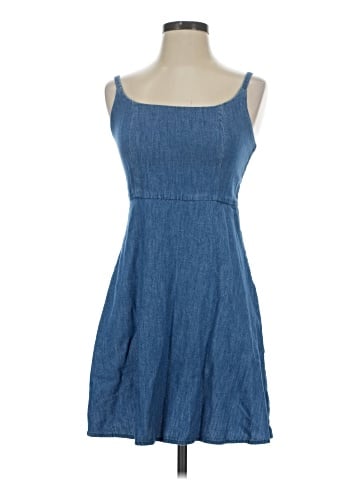 Old Navy Casual Dress (view 1)