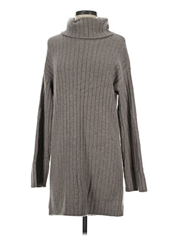 Abercrombie & Fitch Turtleneck Sweater (view 1)