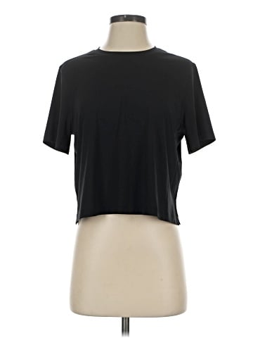 Lululemon Athletica Short Sleeve T-Shirt (view 1)