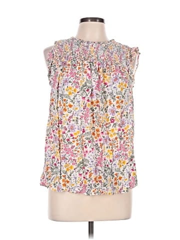Old Navy Sleeveless T-Shirt (view 1)