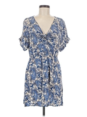 H&M Casual Dress (view 1)