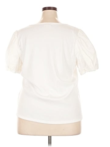 Maurices Short Sleeve T-Shirt (view 2)