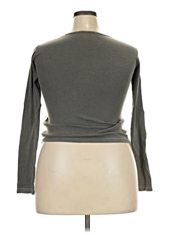 Brandy Melville Long Sleeve T-Shirt (view 2)