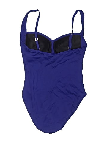 La Blanca One Piece Swimsuit (view 2)