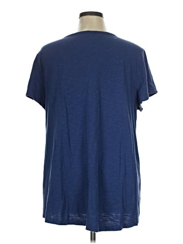 Chico's Short Sleeve T-Shirt (view 2)