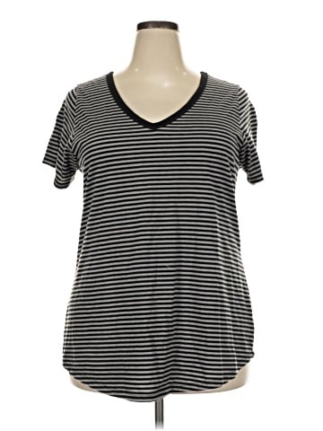 Torrid Short Sleeve T-Shirt (view 1)
