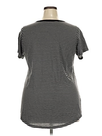 Torrid Short Sleeve T-Shirt (view 2)